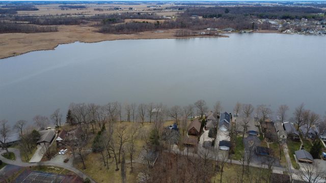 2922 S Country Club Dr S, Rochester, IN 46975