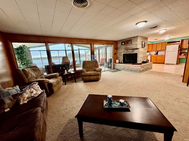 2922 S Country Club Dr S, Rochester, IN 46975