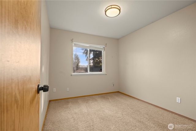 17517 Park Avenue S, Spanaway, WA 98387