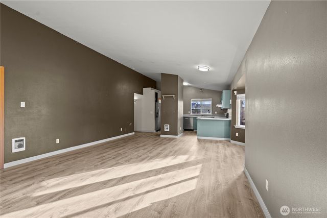 17517 Park Avenue S, Spanaway, WA 98387