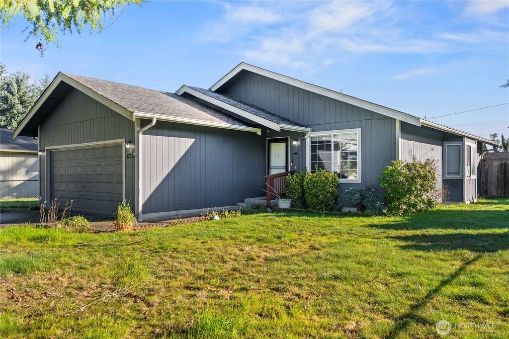 17517 Park Avenue S, Spanaway, WA 98387