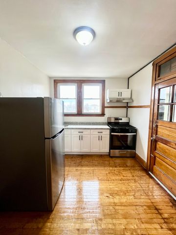 2316 N Leclaire Avenue 2, Chicago, IL 60639