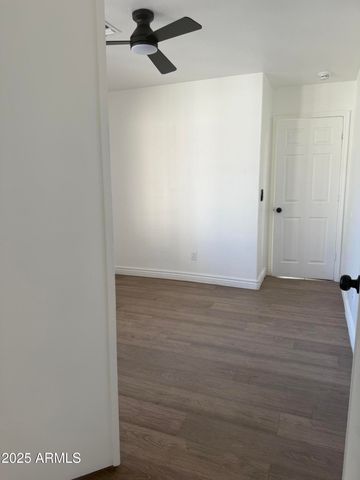 5092 N 75TH Lane, Glendale, AZ 85303