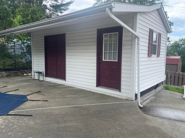 1508 Jefferson AVE, Clifton Forge, VA 24422