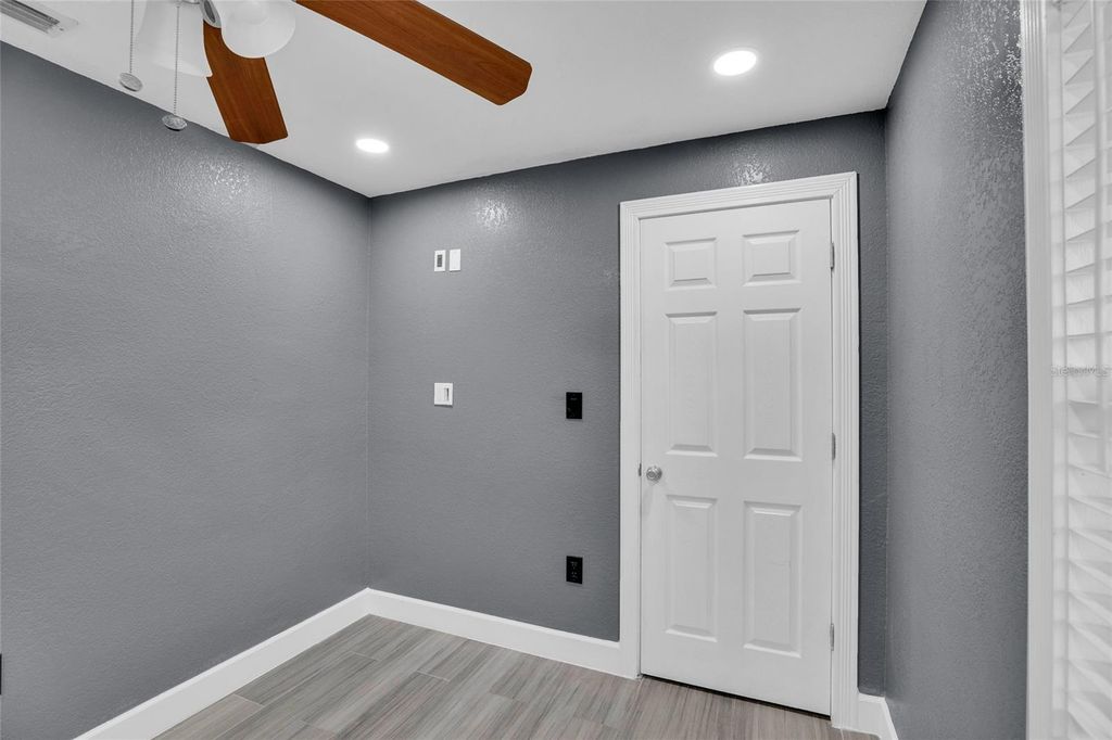 Image 18 of property listing at 3559 NW 4TH STREET, Okeechobee, FL 34972