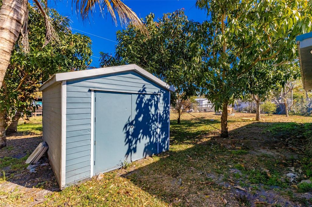 Image 25 of property listing at 3559 NW 4TH STREET, Okeechobee, FL 34972