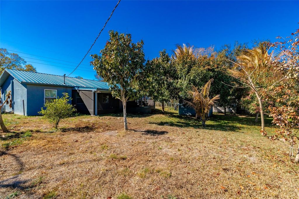 Image 27 of property listing at 3559 NW 4TH STREET, Okeechobee, FL 34972