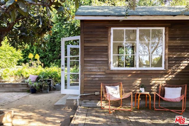 1706 Morton Avenue, Los Angeles, CA 90026