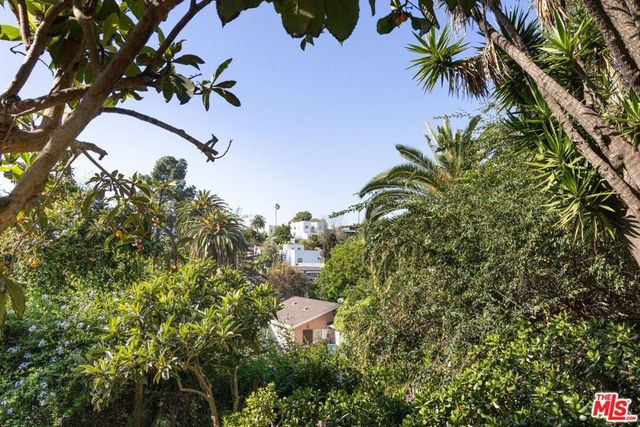 1706 Morton Avenue, Los Angeles, CA 90026