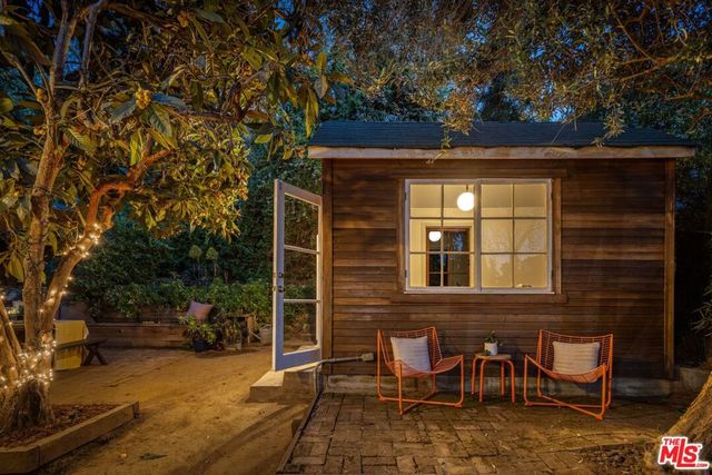 1706 Morton Avenue, Los Angeles, CA 90026