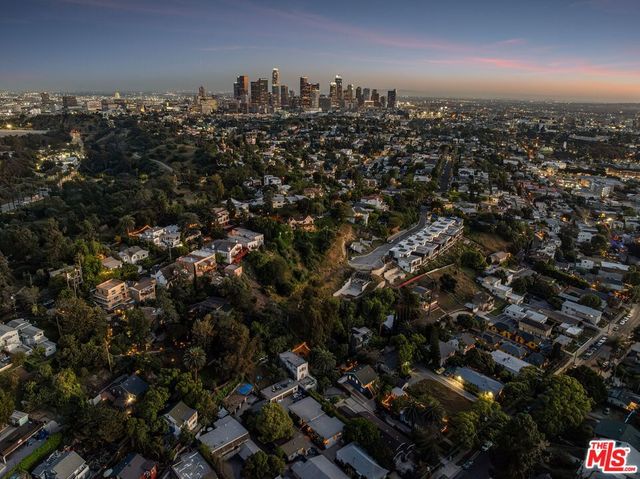 1706 Morton Avenue, Los Angeles, CA 90026