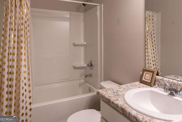 46 Roundabout Lane NW, Adairsville, GA 30103