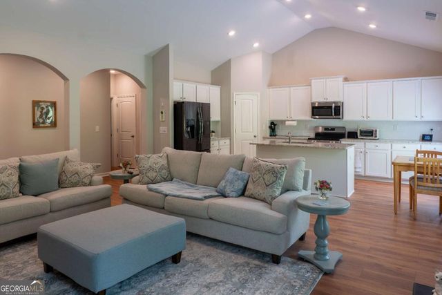 46 Roundabout Lane NW, Adairsville, GA 30103