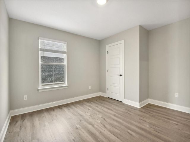 18 S Founders Way, Hattiesburg, MS 39401