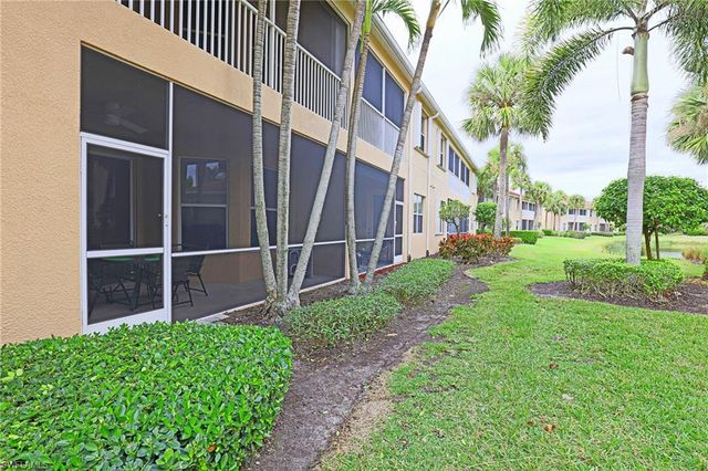 13225 Silver Thorn LOOP # 304, North Fort Myers, FL 33903