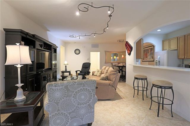 13225 Silver Thorn LOOP # 304, North Fort Myers, FL 33903