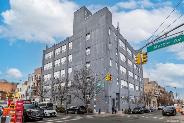 689 Myrtle Avenue 3D, Brooklyn, NY 11205