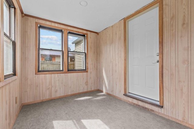 226 GRUENWALD AVENUE, Neenah, WI 54956