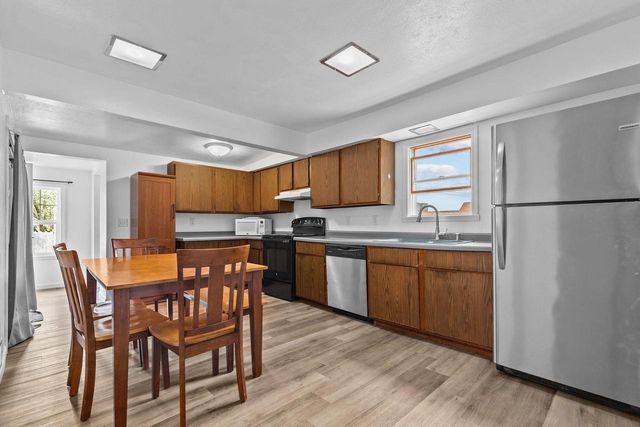 226 GRUENWALD AVENUE, Neenah, WI 54956