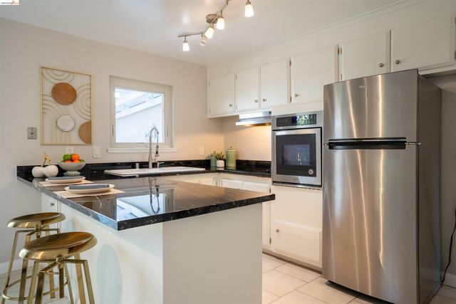 410 Fensalir Ave, Pleasant Hill, CA 94523