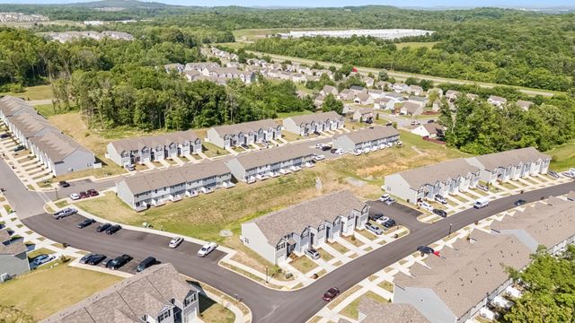 726 Cottoncloud Dr, Lebanon, TN 37090