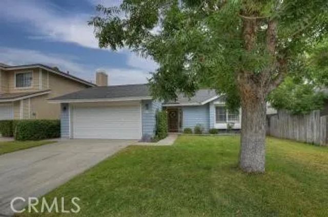 28679 Strathmore, Highland, CA 92346