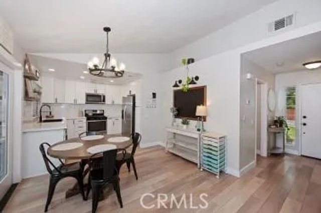 28679 Strathmore, Highland, CA 92346