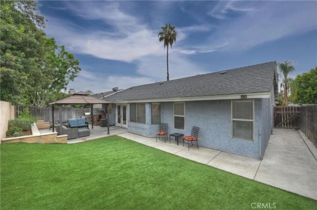 28679 Strathmore, Highland, CA 92346