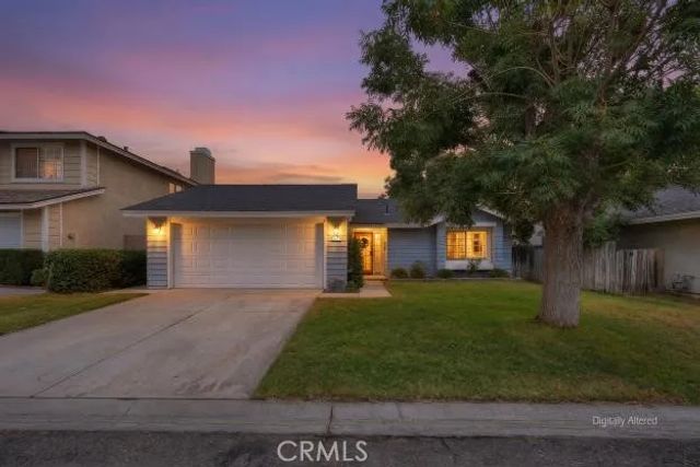 28679 Strathmore, Highland, CA 92346