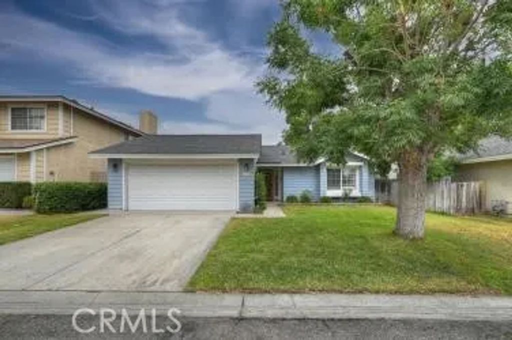 28679 Strathmore, Highland, CA 92346