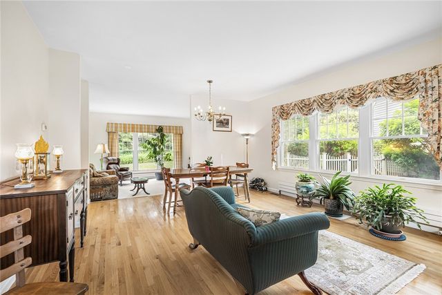200 Wickford Point Road, North Kingstown, RI 02852