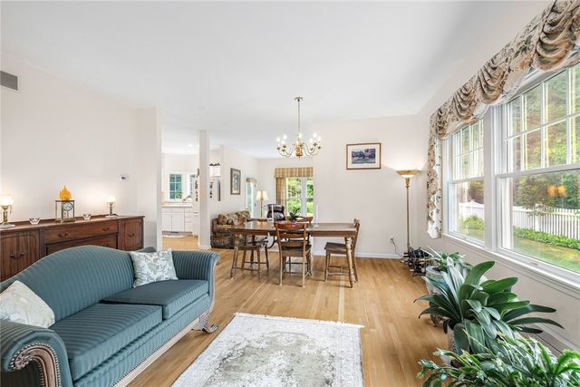 200 Wickford Point Road, North Kingstown, RI 02852