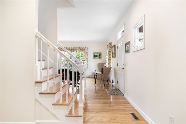 200 Wickford Point Road, North Kingstown, RI 02852