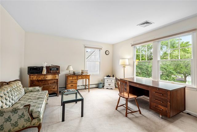 200 Wickford Point Road, North Kingstown, RI 02852