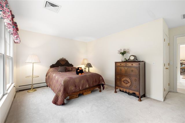 200 Wickford Point Road, North Kingstown, RI 02852