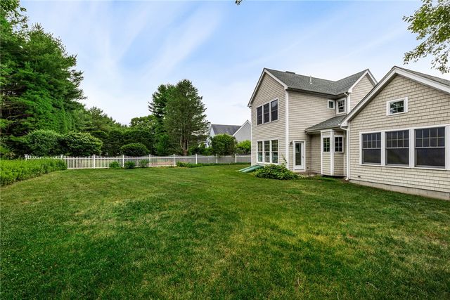 200 Wickford Point Road, North Kingstown, RI 02852
