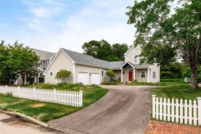 200 Wickford Point Road, North Kingstown, RI 02852