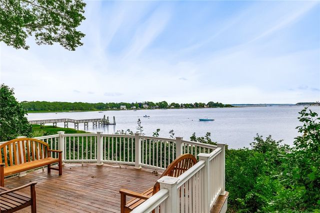 200 Wickford Point Road, North Kingstown, RI 02852