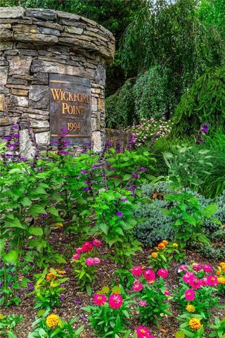 200 Wickford Point Road, North Kingstown, RI 02852