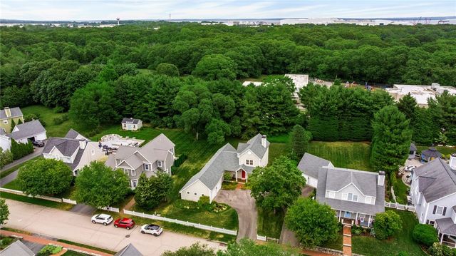 200 Wickford Point Road, North Kingstown, RI 02852