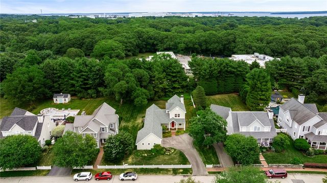 200 Wickford Point Road, North Kingstown, RI 02852