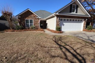 120 Blackstone Court, Kathleen, GA 31047
