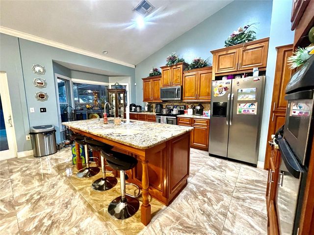 2314 KINGS CREST ROAD, Kissimmee, FL 34744