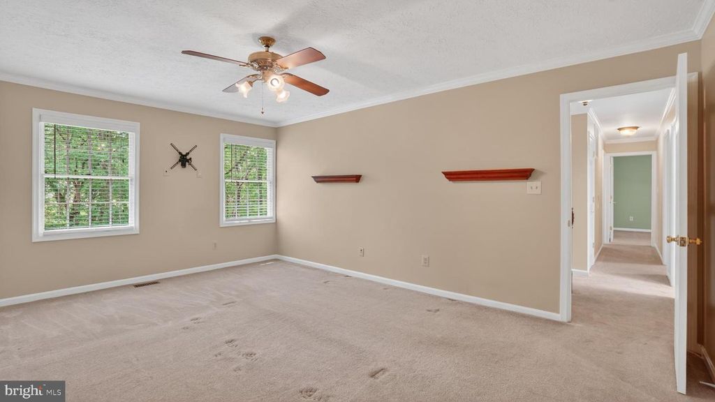 Image 40 of property listing at 328 GREENRIDGE DR, Dunkirk, MD 20754