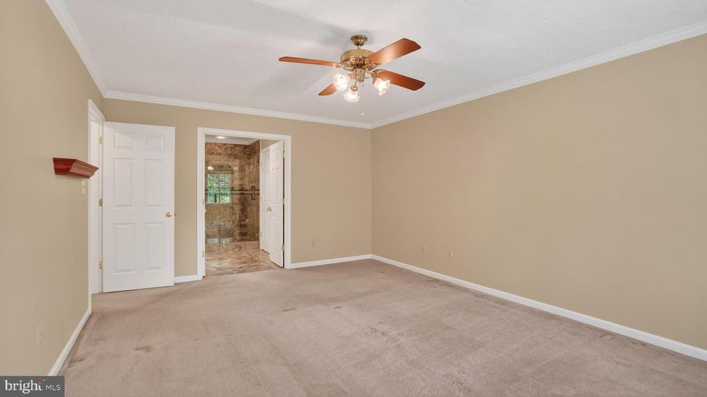 Image 44 of property listing at 328 GREENRIDGE DR, Dunkirk, MD 20754