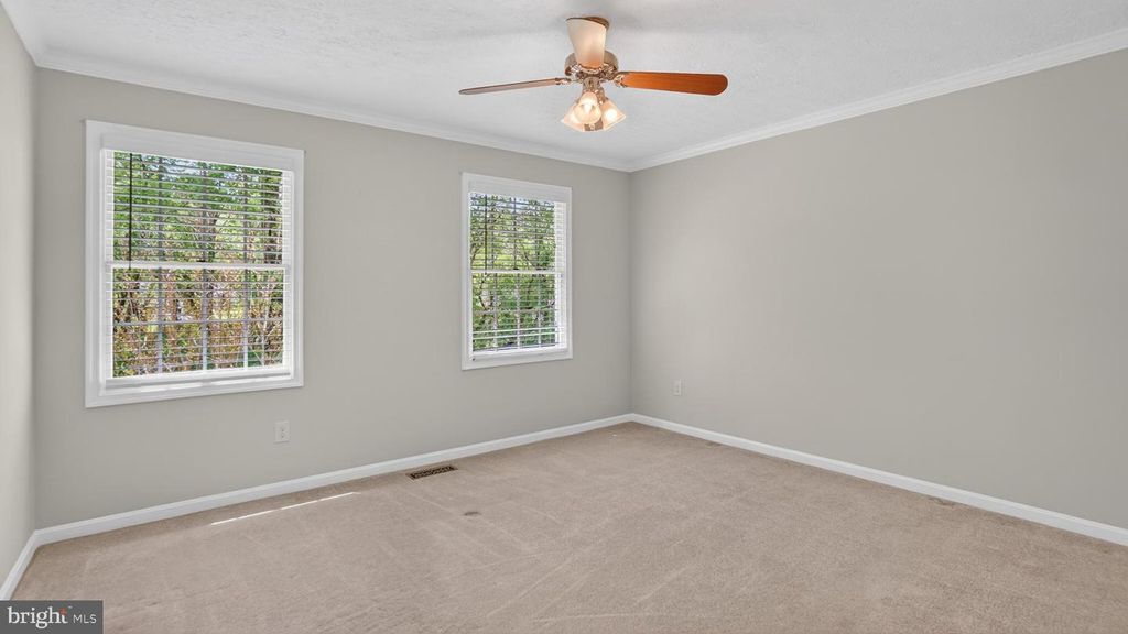 Image 48 of property listing at 328 GREENRIDGE DR, Dunkirk, MD 20754