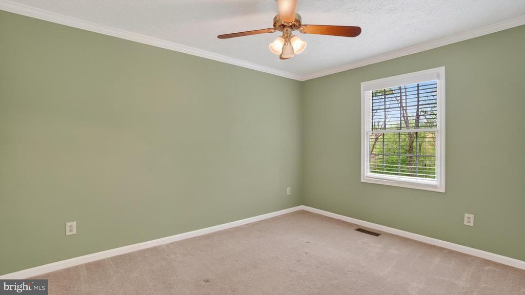 Image 53 of property listing at 328 GREENRIDGE DR, Dunkirk, MD 20754