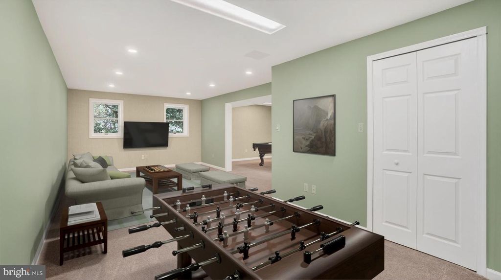 Image 63 of property listing at 328 GREENRIDGE DR, Dunkirk, MD 20754