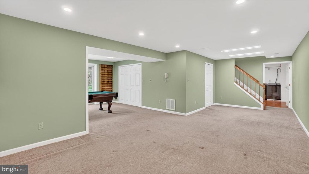 Image 65 of property listing at 328 GREENRIDGE DR, Dunkirk, MD 20754