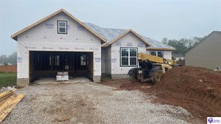 107 Blatina Drive, Vine Grove, KY 40175